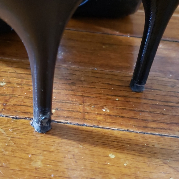 Calvin Klein Gayle Pumps - Picture 5 of 9